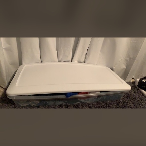 Stuff - Picture 5 of 8